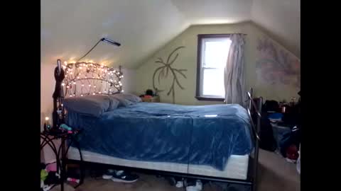 Snapshot of laureybabe44 chatting on 16, 1, 2025 Lauren online show from 16, 1, 2025