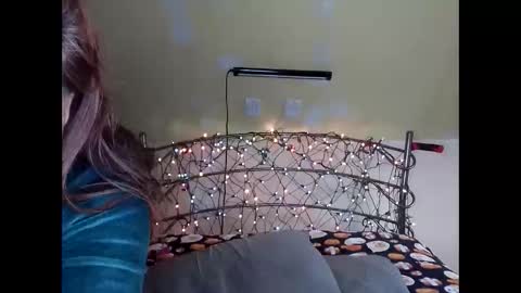 Snapshot of laureybabe44 chatting on 4, 12, 2025 Lauren online show from 4, 12, 2025