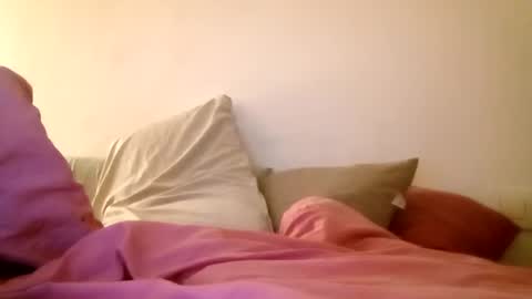 Snapshot of lauriehotxxx chatting on 6, 11, 2025 lauriehotxxx online show from 6, 11, 2025