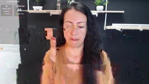 Snapshot of lauryn_jones chatting on 19, 5, 2026 Laury online show from 19, 5, 2026