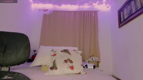 Lauu G online show from 9, 1, 2025