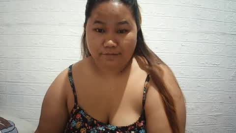 Snapshot of lavalyn214 chatting on 27, 6, 2026 lavalyn214 online show from 27, 6, 2026