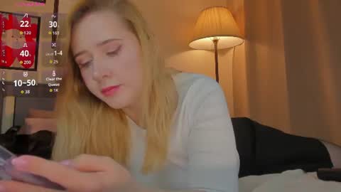 Snapshot of lavender_tender chatting on 14, 7, 2026 Lav online show from 14, 7, 2026