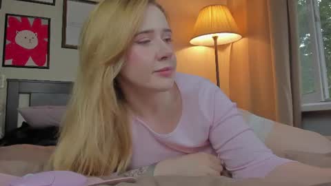 Snapshot of lavender_tender chatting on 1, 8, 2026 Lav online show from 1, 8, 2026