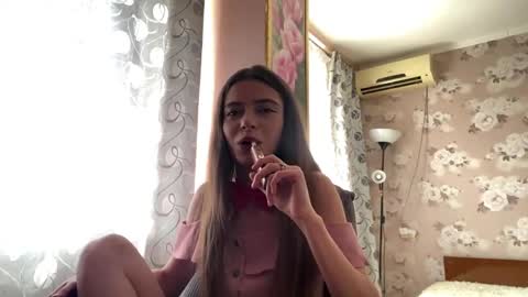 My name is Val online show from 25, 5, 2026