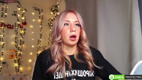 Mia online show from 21, 9, 2025