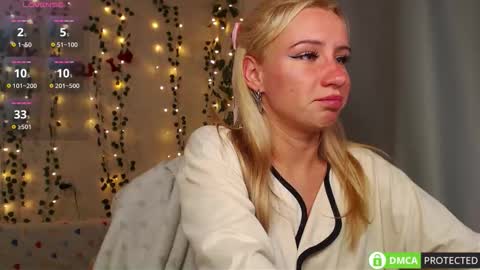 Mia online show from 21, 10, 2025