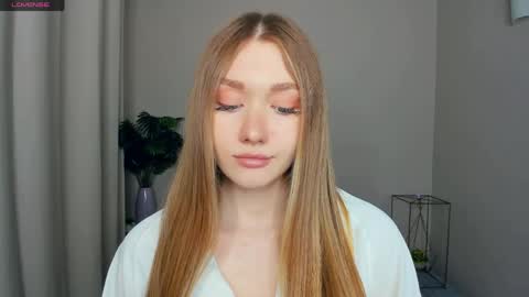 Snapshot of laviniahoutz chatting on 2, 6, 2026 Jane online show from 2, 6, 2026