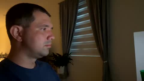 Snapshot of law_cambio chatting on 10, 3, 2025 law_cambio online show from 10, 3, 2025