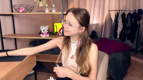 Snapshot of lawanafrontera chatting on 25, 5, 2026 IVI online show from 25, 5, 2026