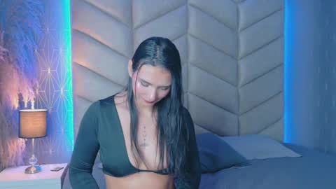 laya online show from 10, 10, 2025