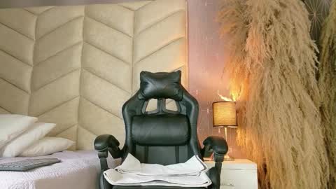 laya online show from 20, 11, 2025