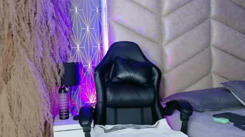 laya online show from 1, 12, 2025