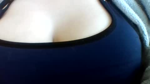 layannalea online show from 22, 5, 2026