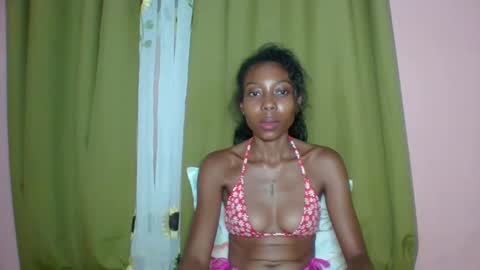 layannek online show from 31, 3, 2026