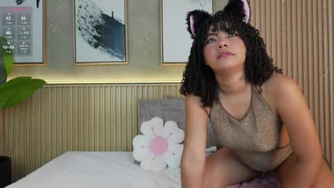 Snapshot of layla_banks_ chatting on 29, 5, 2026 Layla online show from 29, 5, 2026
