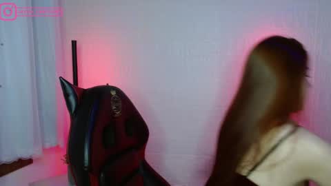 Layla online show from 28, 12, 2024