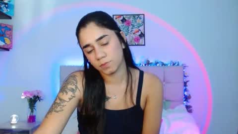 Lia and Rachel online show from 1, 3, 2025