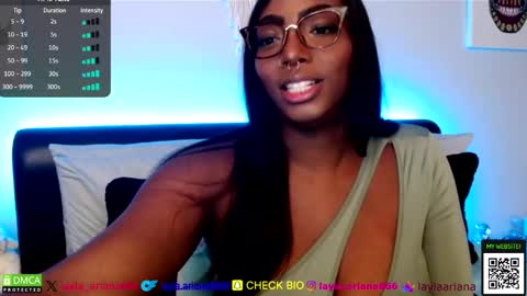 laylaariana online show from 10, 10, 2025