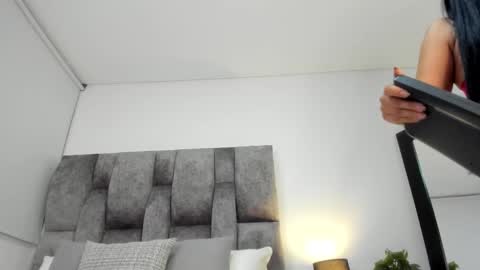 Snapshot of laylajenssen chatting on 3, 3, 2025 Layla Jenssen online show from 3, 3, 2025