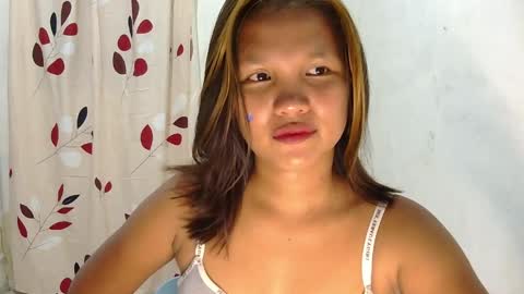 Snapshot of laylanimfa chatting on 17, 5, 2026 Nimfa online show from 17, 5, 2026