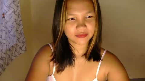Snapshot of laylanimfa chatting on 19, 6, 2026 Nimfa online show from 19, 6, 2026