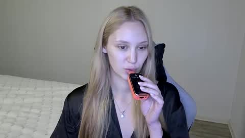 Snapshot of laylapretty001 chatting on 16, 11, 2025 LaylaPretty001 online show from 16, 11, 2025