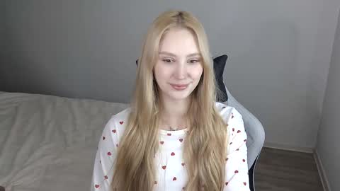 LaylaPretty001 online show from 4, 2, 2026