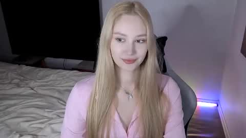 LaylaPretty001 online show from 18, 2, 2026