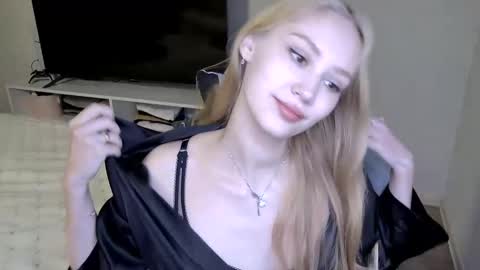 LaylaPretty001 online show from 26, 5, 2026