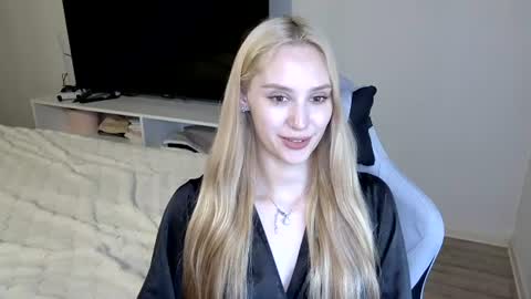 LaylaPretty001 online show from 7, 7, 2026