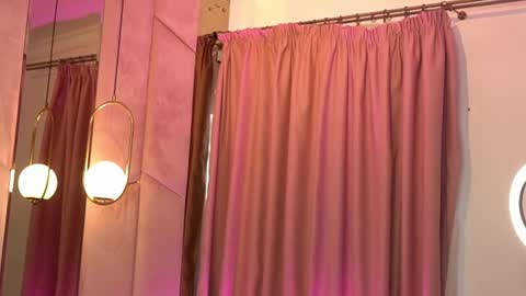 Snapshot of laylavixenn chatting on 26, 6, 2026 Layla online show from 26, 6, 2026