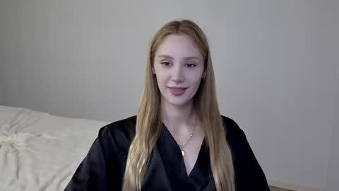 Snapshot of laylla001 chatting on 4, 12, 2024 Laylla001 online show from 4, 12, 2024