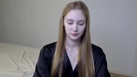 Snapshot of laylla001 chatting on 2, 1, 2025 Laylla001 online show from 2, 1, 2025