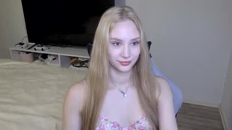 Snapshot of laylla001 chatting on 17, 3, 2026 Laylla001 online show from 17, 3, 2026