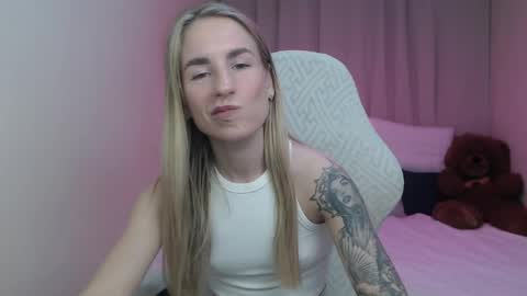 Snapshot of laymablast chatting on 19, 4, 2026 laymablast online show from 19, 4, 2026