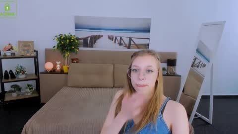 layriantavee online show from 6, 3, 2025