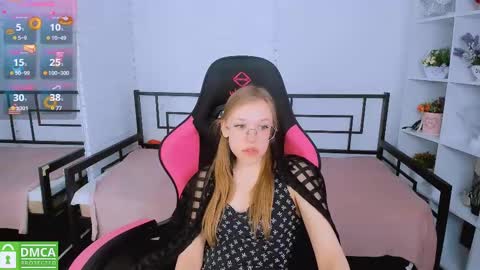 layriantavee online show from 11, 3, 2025