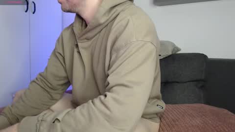 Snapshot of lazar_angels chatting on 9, 11, 2025 Laz online show from 9, 11, 2025