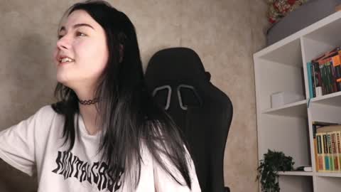 Lisa online show from 12, 1, 2025