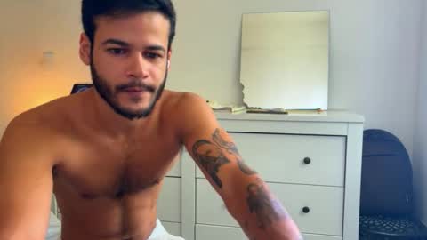 Snapshot of lcscerq chatting on 24, 11, 2025 lcscerq online show from 24, 11, 2025