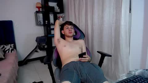 Snapshot of le_petit_princeb612 chatting on 20, 2, 2025 andres online show from 20, 2, 2025