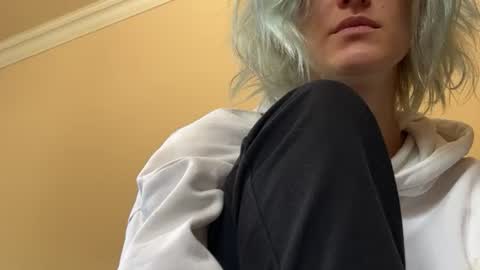 Lea Elfie online show from 4, 8, 2026