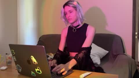 Lea Elfie online show from 5, 8, 2026