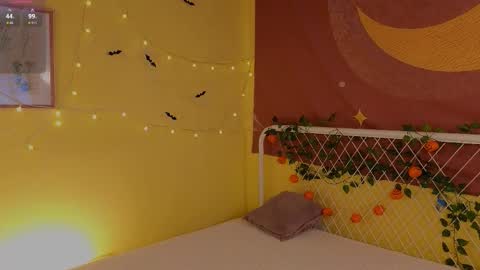 Snapshot of lea_belle_ chatting on 31, 10, 2025 Lea online show from 31, 10, 2025