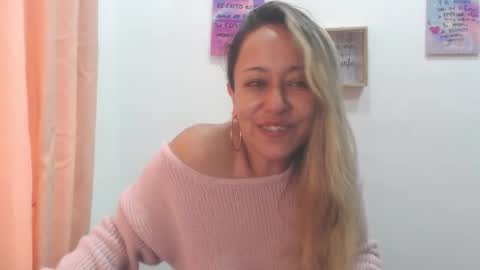 leah_susman online show from 23, 2, 2025