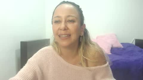 leah_susman online show from 5, 12, 2025