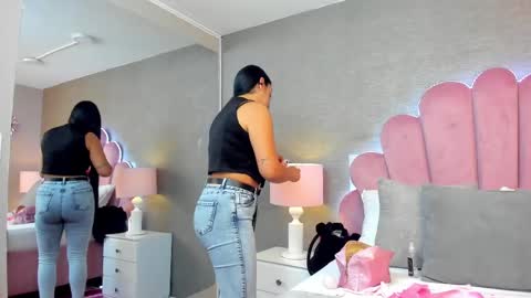 Leah Fontana online show from 8, 2, 2025