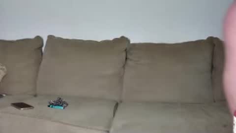 Leah jewel online show from 24, 4, 2026