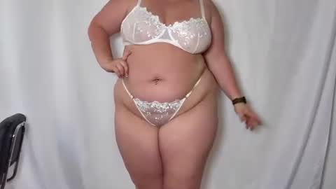 Snapshot of leahjewel chatting on 14, 7, 2026 Leah jewel online show from 14, 7, 2026